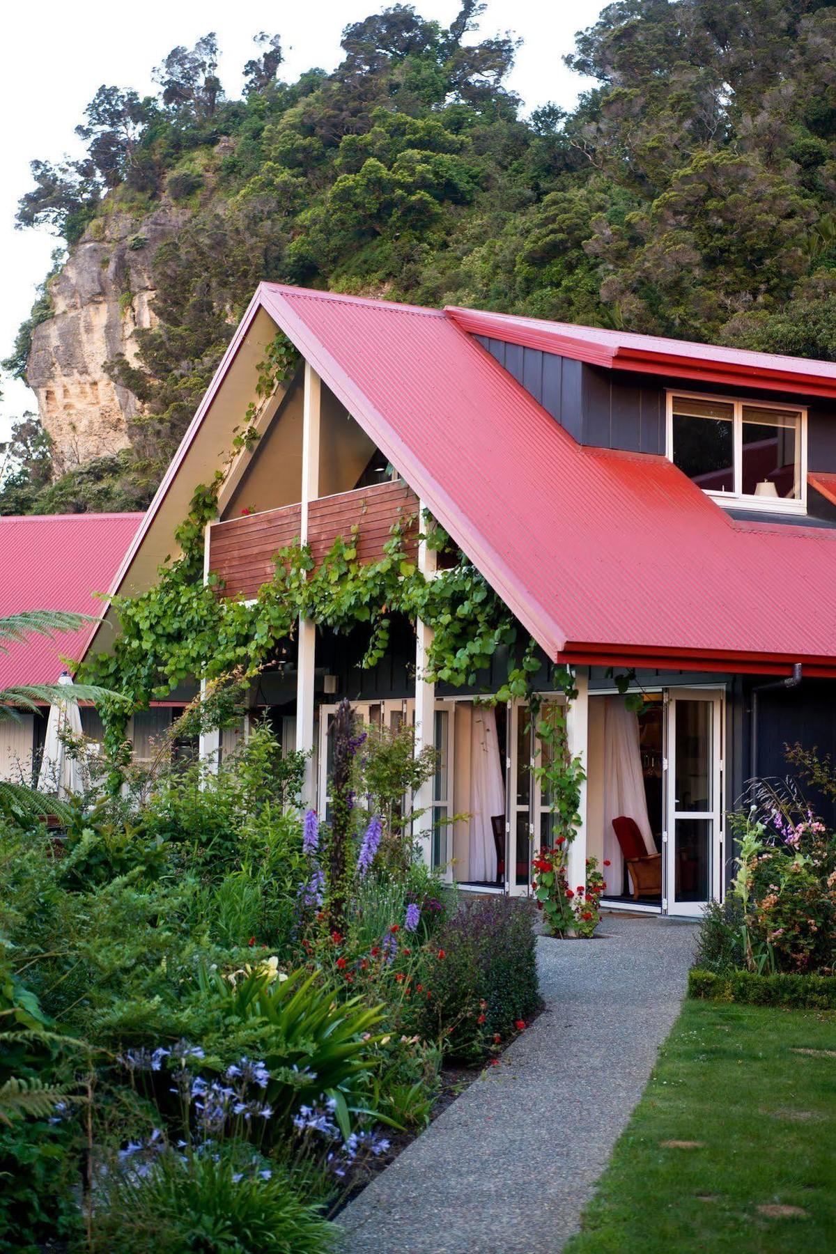 Ratanui Lodge Pohara Exterior photo